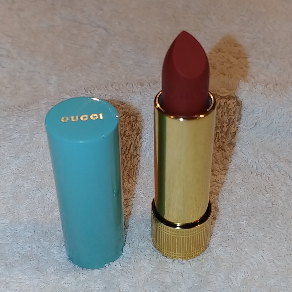 Gucci Baume à Lèvres Lip Balm (Penelope Plum)